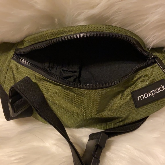 New Maxpack fanny pack - Picture 2 of 5